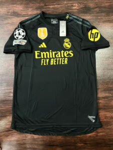 Real Madrid away 24_25